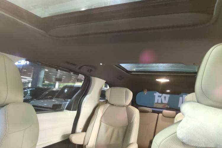 Used Toyota SIENNA 2021 2.5L Hybrid Ultimate Edition Headliner
