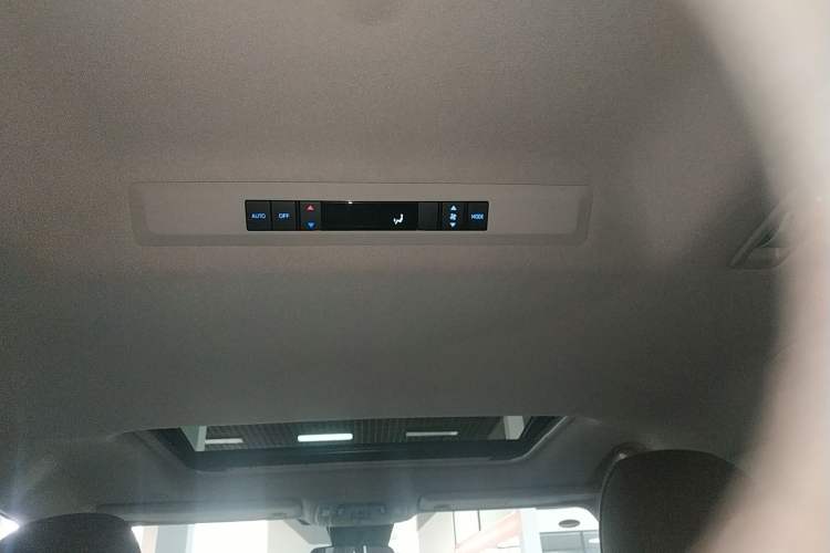 Used Toyota SIENNA 2021 2.5L Hybrid Comfort Edition Headliner