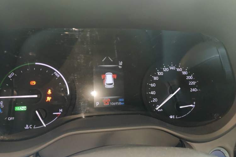Used Toyota SIENNA 2021 2.5L Hybrid Luxury Edition Instrument Cluster