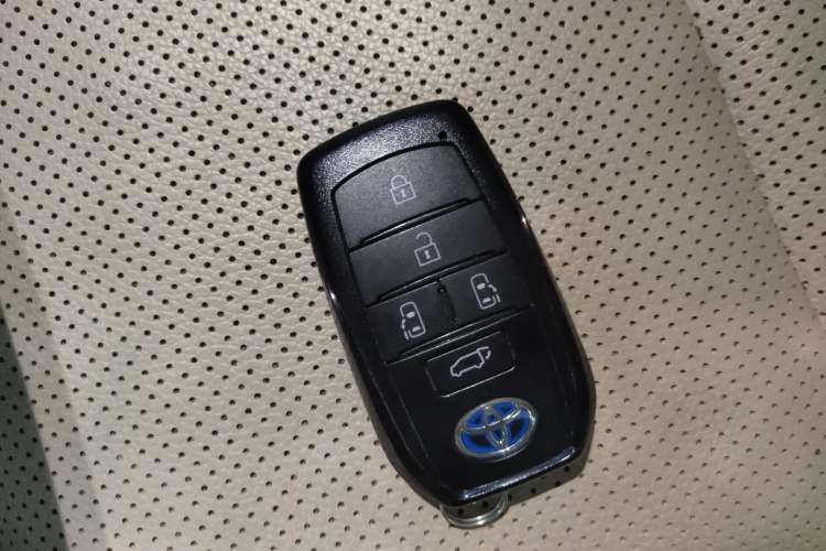 Used Toyota SIENNA 2021 2.5L Hybrid Ultimate Edition Interior 1