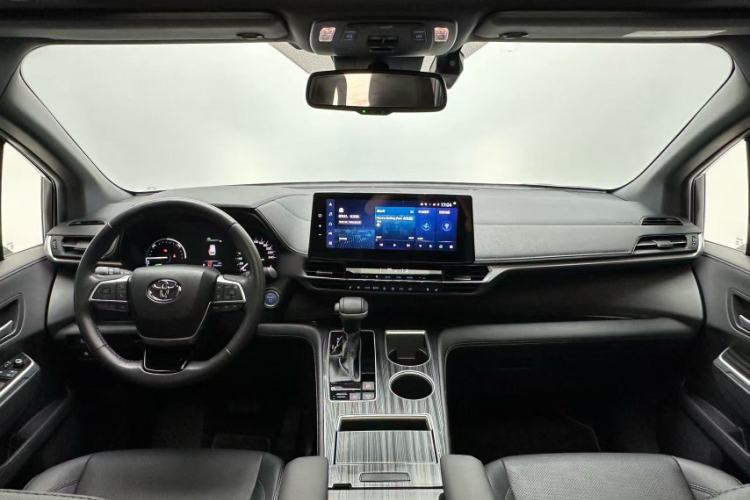 Used Toyota SIENNA 2021 2.5L Hybrid Premium Edition Interior 2