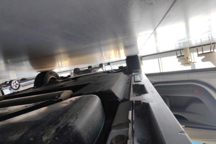 Used Toyota SIENNA 2021 2.5L Hybrid Comfort Edition Left Side Sill
