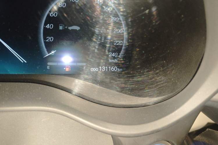 Used Toyota SIENNA 2021 2.5L Hybrid Ultimate Edition Odometer Close Up