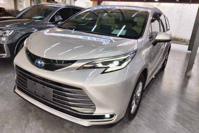 Used Toyota SIENNA 2021 2.5L Hybrid Ultimate Edition