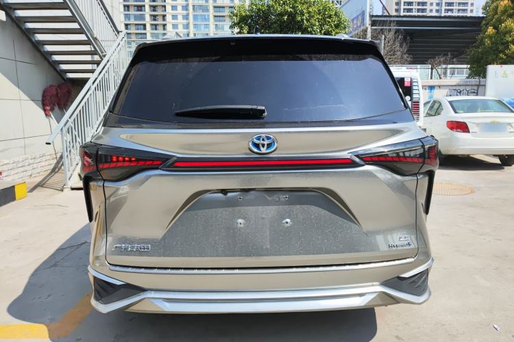 Used Toyota SIENNA 2021 2.5L Hybrid Comfort Edition Rear