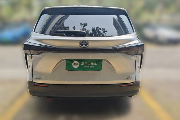 Used Toyota SIENNA 2021 2.5L Four-Wheel Drive XLE 7-Seater Canadian Version Rear