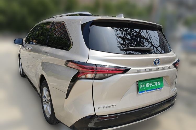 Used Toyota SIENNA 2021 2.5L Hybrid Ultimate Edition Rear Left 45 Deg