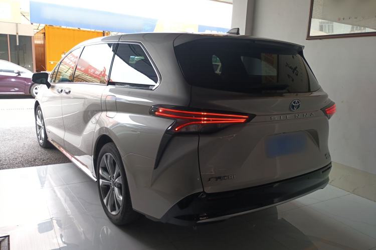 Used Toyota SIENNA 2021 2.5L Hybrid Premium Edition Rear Left 45 Deg