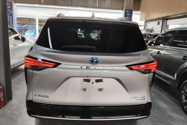 Used Toyota SIENNA 2021 2.5L Hybrid Ultimate Edition Rear