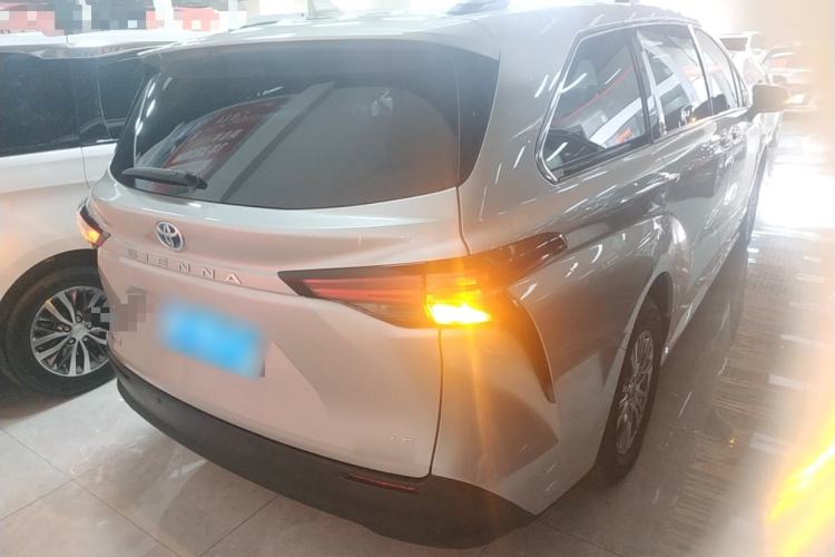 Used Toyota SIENNA 2021 2.5L Hybrid Comfort Edition Rear Right 45 Deg