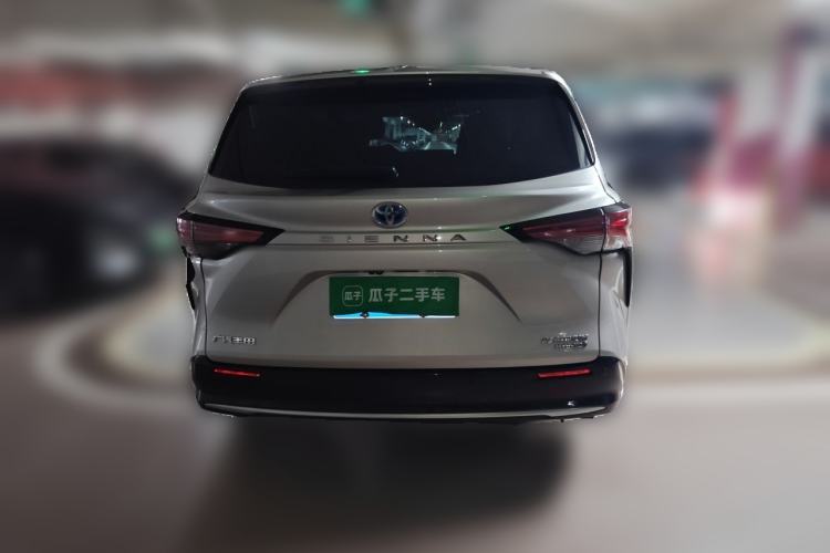Used Toyota SIENNA 2021 2.5L Hybrid Platinum Edition Rear