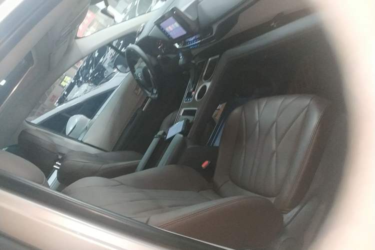 Used Toyota SIENNA 2021 2.5L Hybrid Comfort Edition Right Front Seat