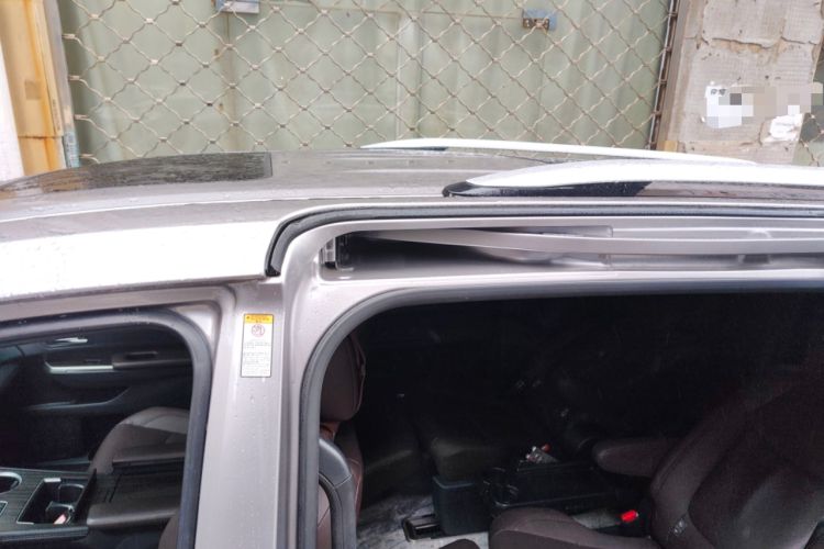 Used Toyota SIENNA 2021 2.5L Hybrid Platinum Edition Roof