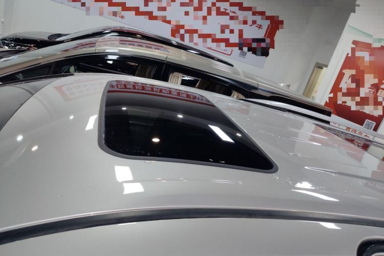 Used Toyota SIENNA 2021 2.5L Hybrid Platinum Edition Roof