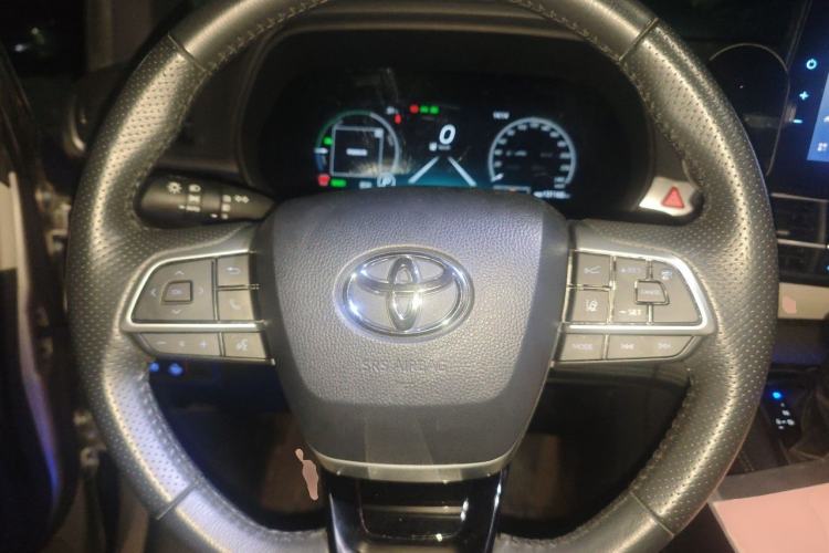 Used Toyota SIENNA 2021 2.5L Hybrid Ultimate Edition Steering Wheel