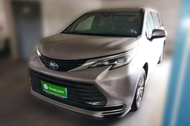 Used Toyota SIENNA 2021 2.5L Hybrid Premium Edition