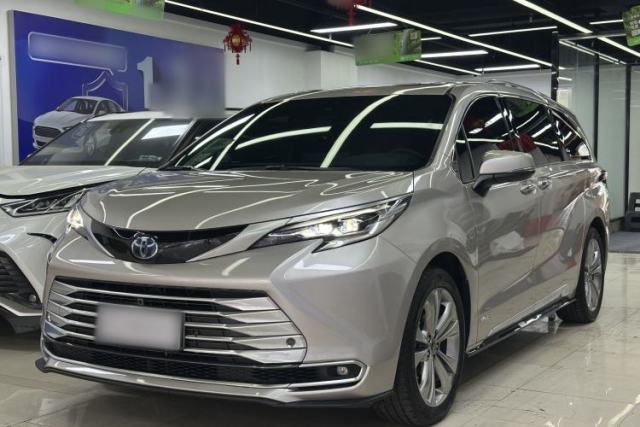 Toyota SIENNA 2021 2.5L Hybrid Platinum Edition usado