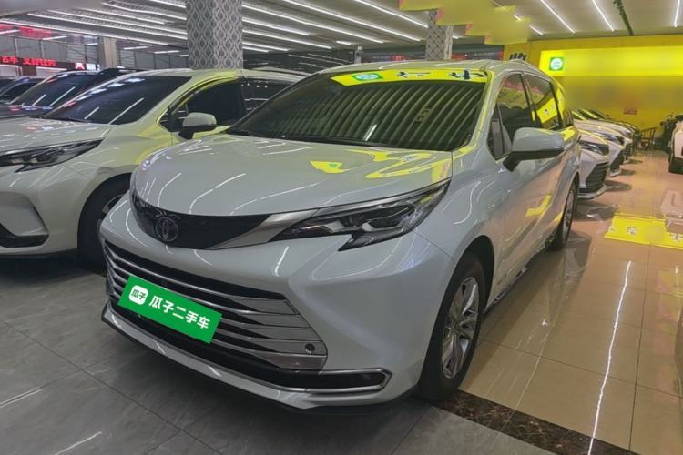 Used Toyota SIENNA 2021 2.5L Hybrid Platinum Edition Guazi used car, China used car export, Used car for sale, Used cars, Cheapest cars for sale