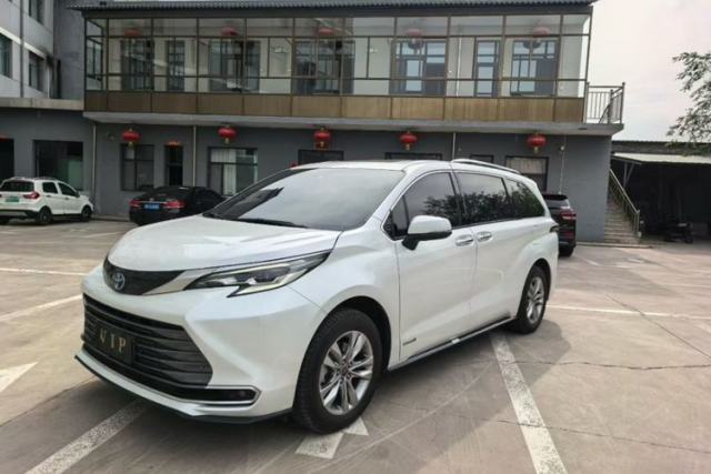 Used Toyota SIENNA 2021 2.5L Hybrid Ultimate Edition