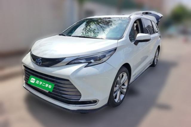 Used Toyota SIENNA 2021 2.5L Hybrid Premium Edition