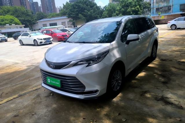 Used Toyota SIENNA 2021 2.5L Hybrid Luxury Edition