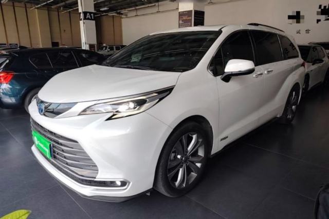 Used Toyota SIENNA 2021 2.5L Hybrid Premium Edition