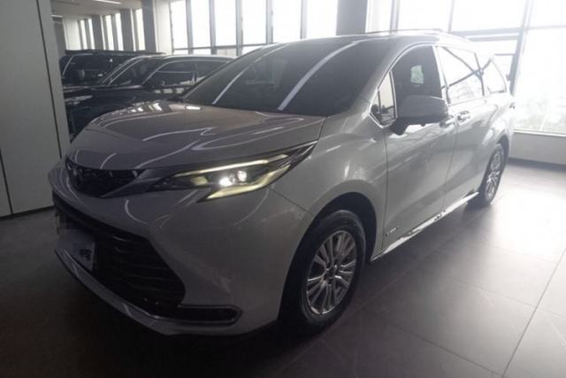 Used Toyota SIENNA 2021 2.5L Hybrid Luxury Edition