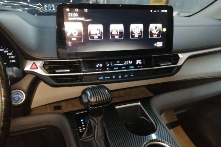 Used Toyota SIENNA 2021 2.5L Hybrid Comfort Edition Audio And AC Panel