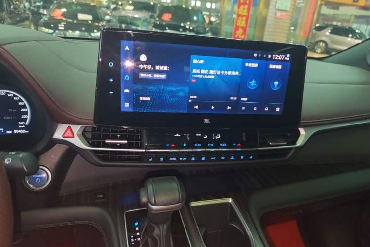 Used Toyota SIENNA 2021 2.5L Hybrid Platinum Edition Audio And AC Panel