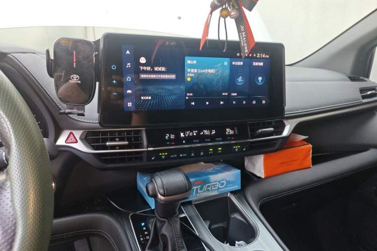 Used Toyota SIENNA 2021 2.5L Hybrid Premium Edition Audio And AC Panel