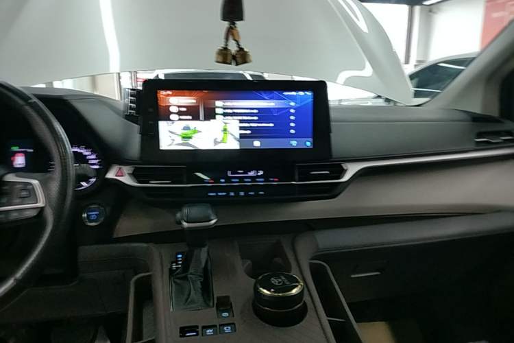 Used Toyota SIENNA 2021 2.5L Hybrid Comfort Edition Audio And AC Panel