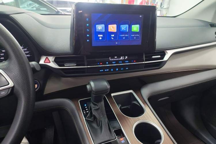 Used Toyota SIENNA 2021 2.5L Hybrid Comfort Edition Audio And AC Panel