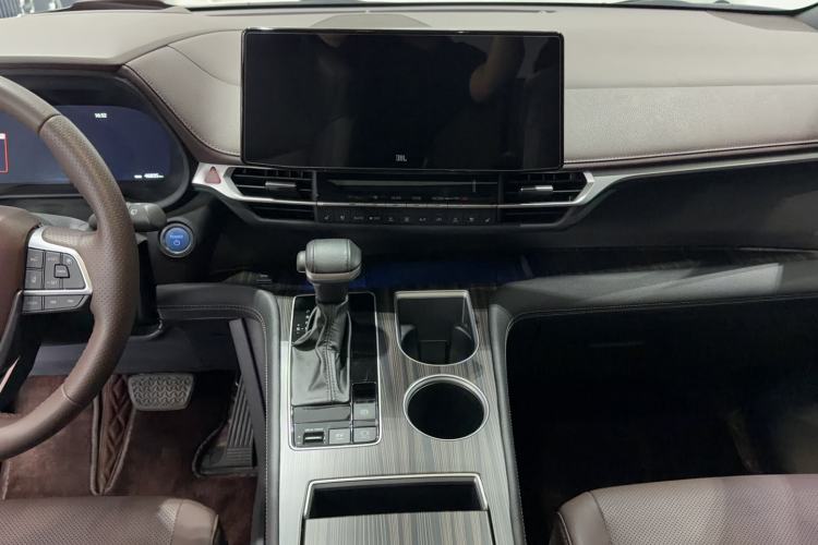 Used Toyota SIENNA 2021 2.5L Hybrid Platinum Edition Audio And AC Panel