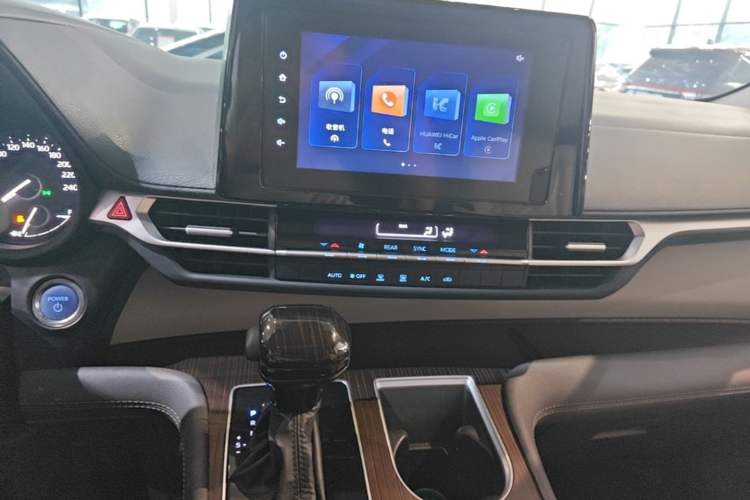 Used Toyota SIENNA 2021 2.5L Hybrid Comfort Edition Audio And AC Panel