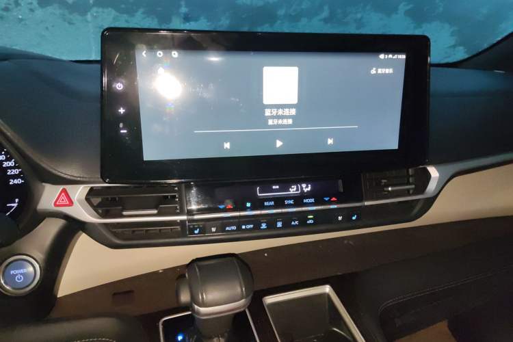 Used Toyota SIENNA 2021 2.5L Hybrid Luxury Edition Audio And AC Panel