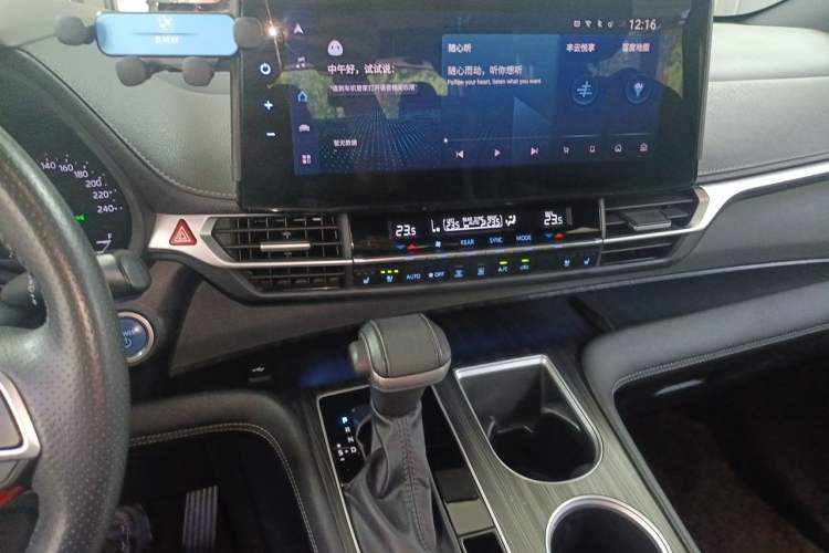 Used Toyota SIENNA 2021 2.5L Hybrid Premium Edition Audio And AC Panel