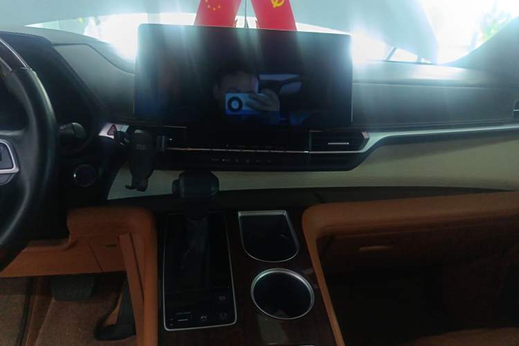Used Toyota SIENNA 2021 2.5L Hybrid Comfort Edition Audio And AC Panel