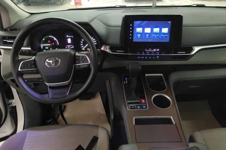 Used Toyota SIENNA 2021 2.5L Hybrid Comfort Edition Audio And AC Panel