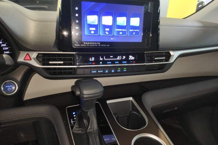 Used Toyota SIENNA 2021 2.5L Hybrid Comfort Edition Audio And AC Panel