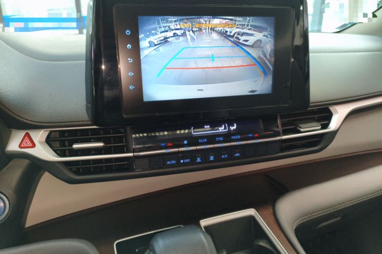 Used Toyota SIENNA 2021 2.5L Hybrid Comfort Edition Audio And AC Panel