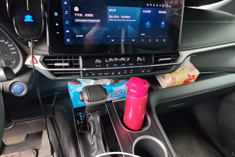 Used Toyota SIENNA 2021 2.5L Hybrid Premium Edition Audio And AC Panel