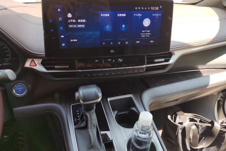 Used Toyota SIENNA 2021 2.5L Hybrid Platinum Edition Audio And AC Panel