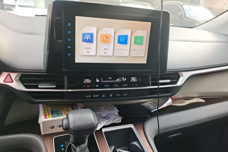 Used Toyota SIENNA 2021 2.5L Hybrid Comfort Edition Audio And AC Panel
