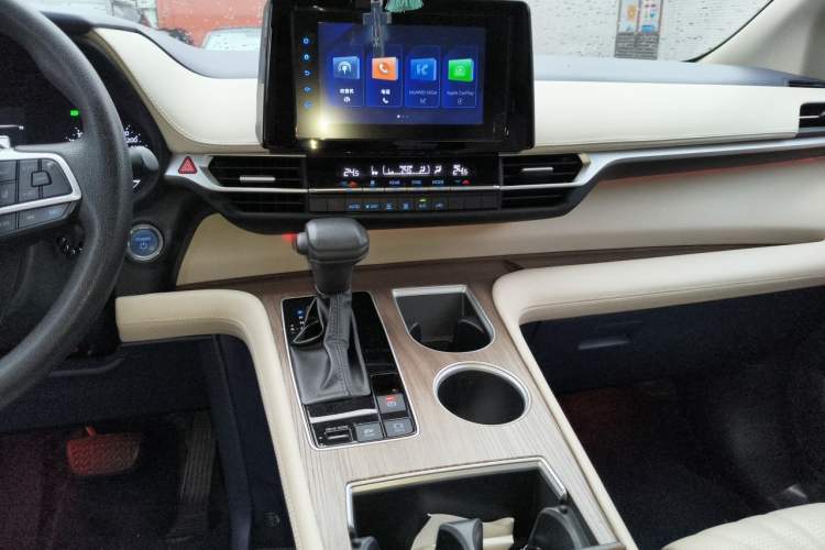 Used Toyota SIENNA 2021 2.5L Hybrid Comfort Edition Audio And AC Panel
