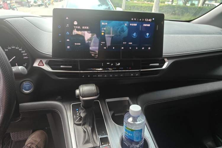 Used Toyota SIENNA 2021 2.5L Hybrid Premium Edition Audio And AC Panel
