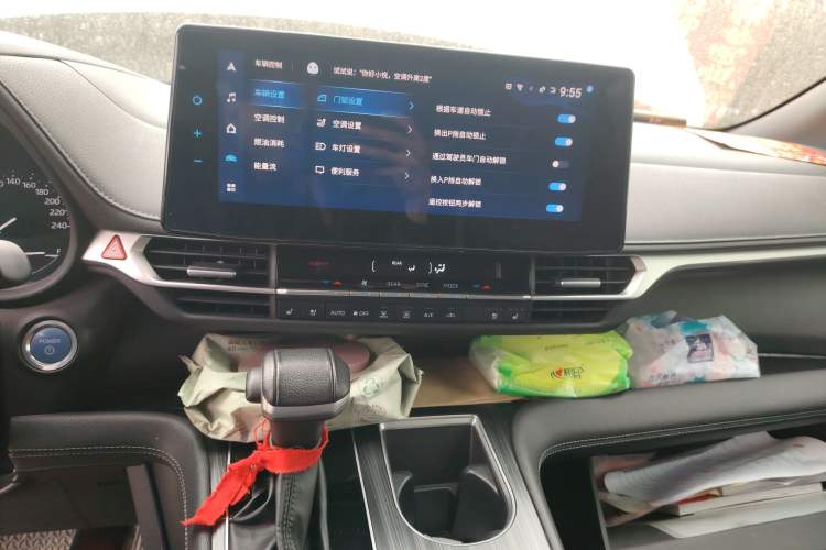 Used Toyota SIENNA 2021 2.5L Hybrid Premium Edition Audio And AC Panel