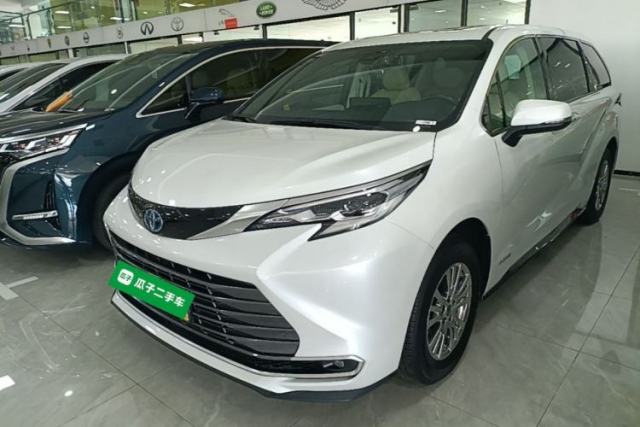 Used Toyota SIENNA 2021 2.5L Hybrid Premium Edition