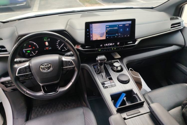 Used Toyota SIENNA 2021 2.5L Hybrid Premium Edition Center Console