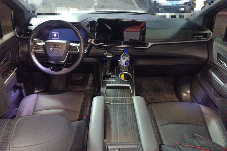 Used Toyota SIENNA 2021 2.5L Hybrid Ultimate Edition Center Console
