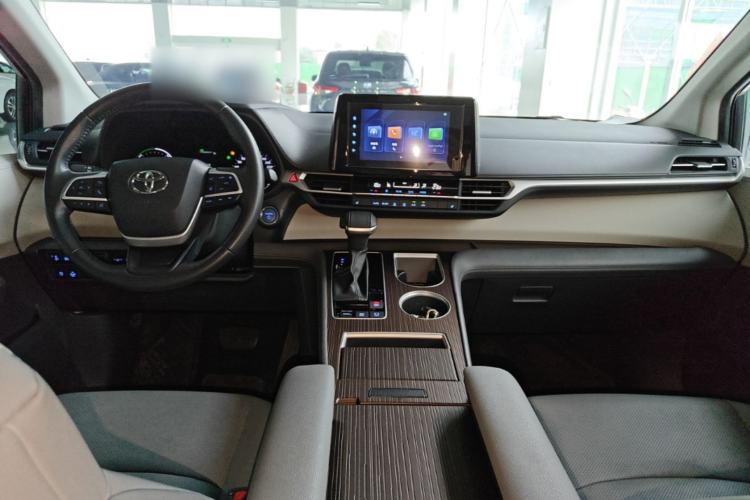 Used Toyota SIENNA 2021 2.5L Hybrid Luxury Edition Center Console